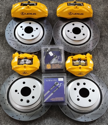 リム R18 アップグレードされた車のブレーキ キャリパー キット トヨタ レイツ/ブレンボ再生キャリパー